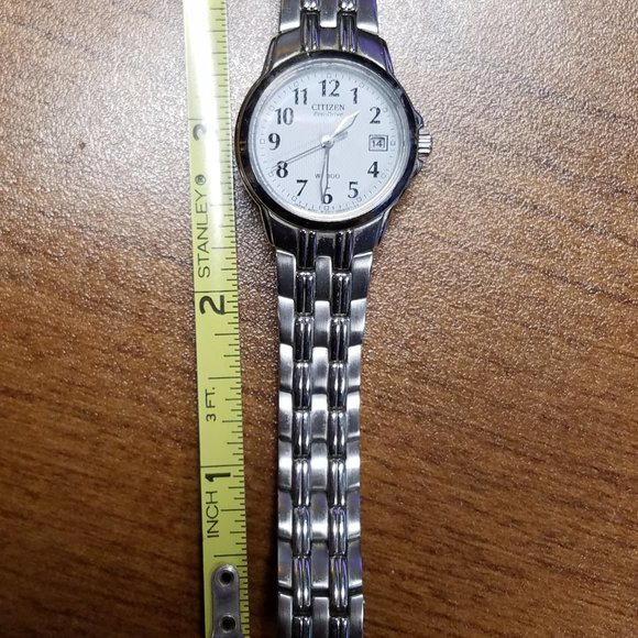 Ladies' Citizen Eco-Drive date watch - Picture 3 of 5